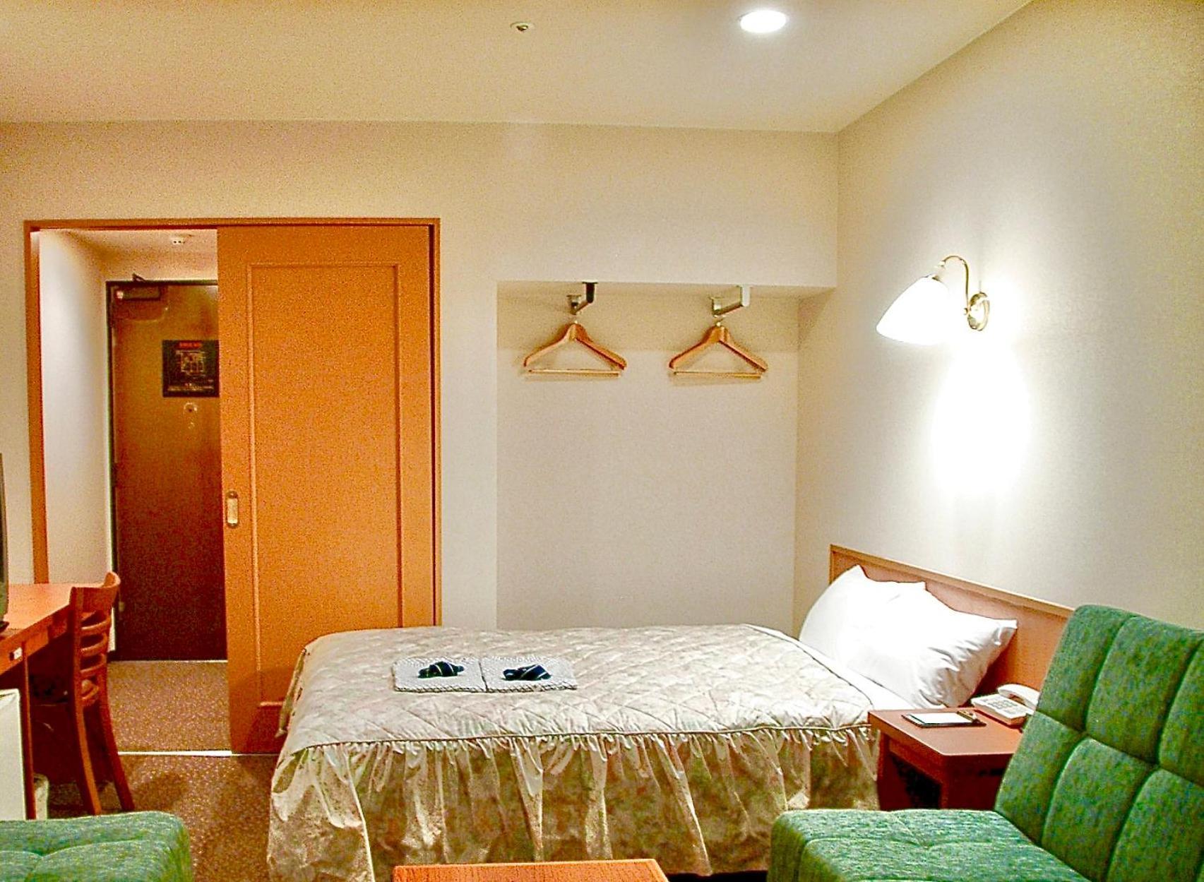 Himeji Ekimae Universal Hotel Minamiguchi 外观 照片