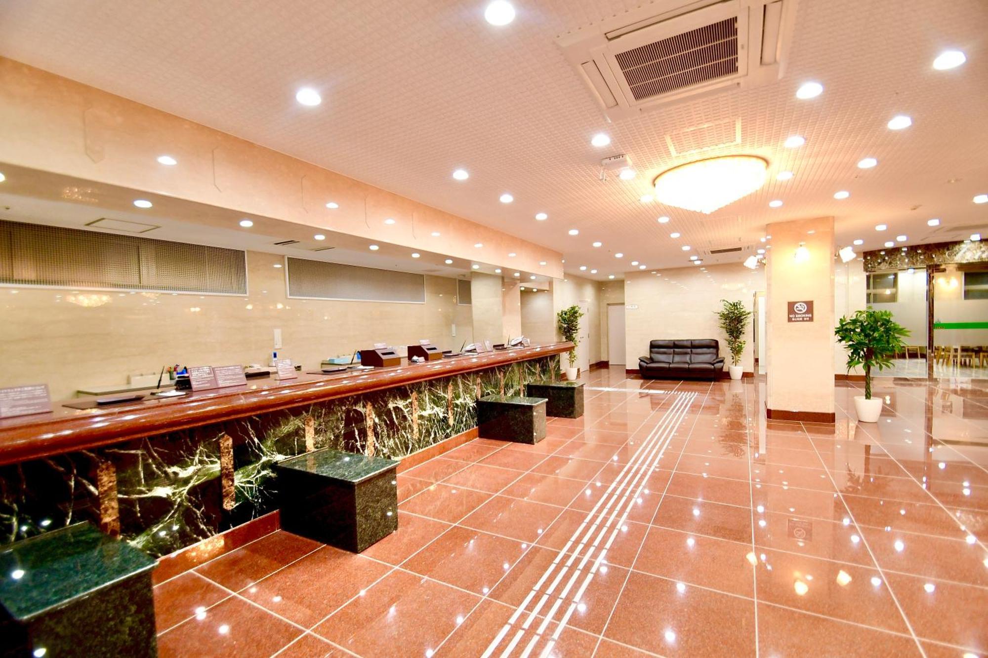 Himeji Ekimae Universal Hotel Minamiguchi 外观 照片